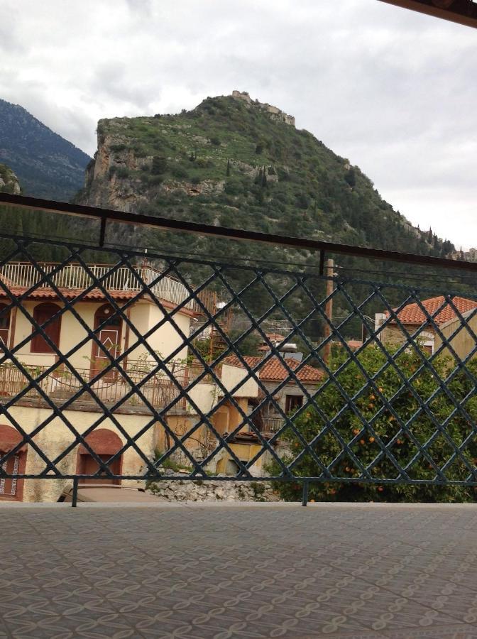 Mystras Inn Екстериор снимка