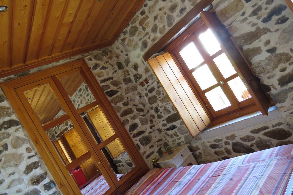 Mystras Inn Екстериор снимка