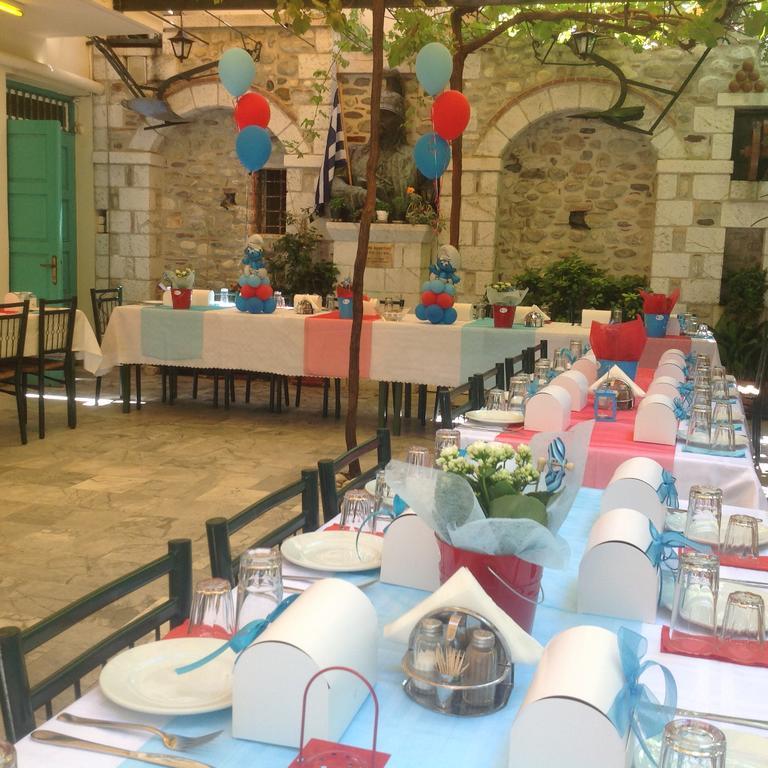 Mystras Inn Екстериор снимка